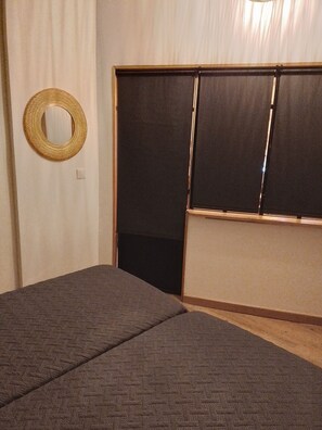 1 chambre, fer et planche à repasser, Wi-Fi