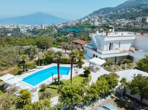 Exterior - La Quiete, Exclusive Villa with private pool and Jacuzzi (Vico Equense)