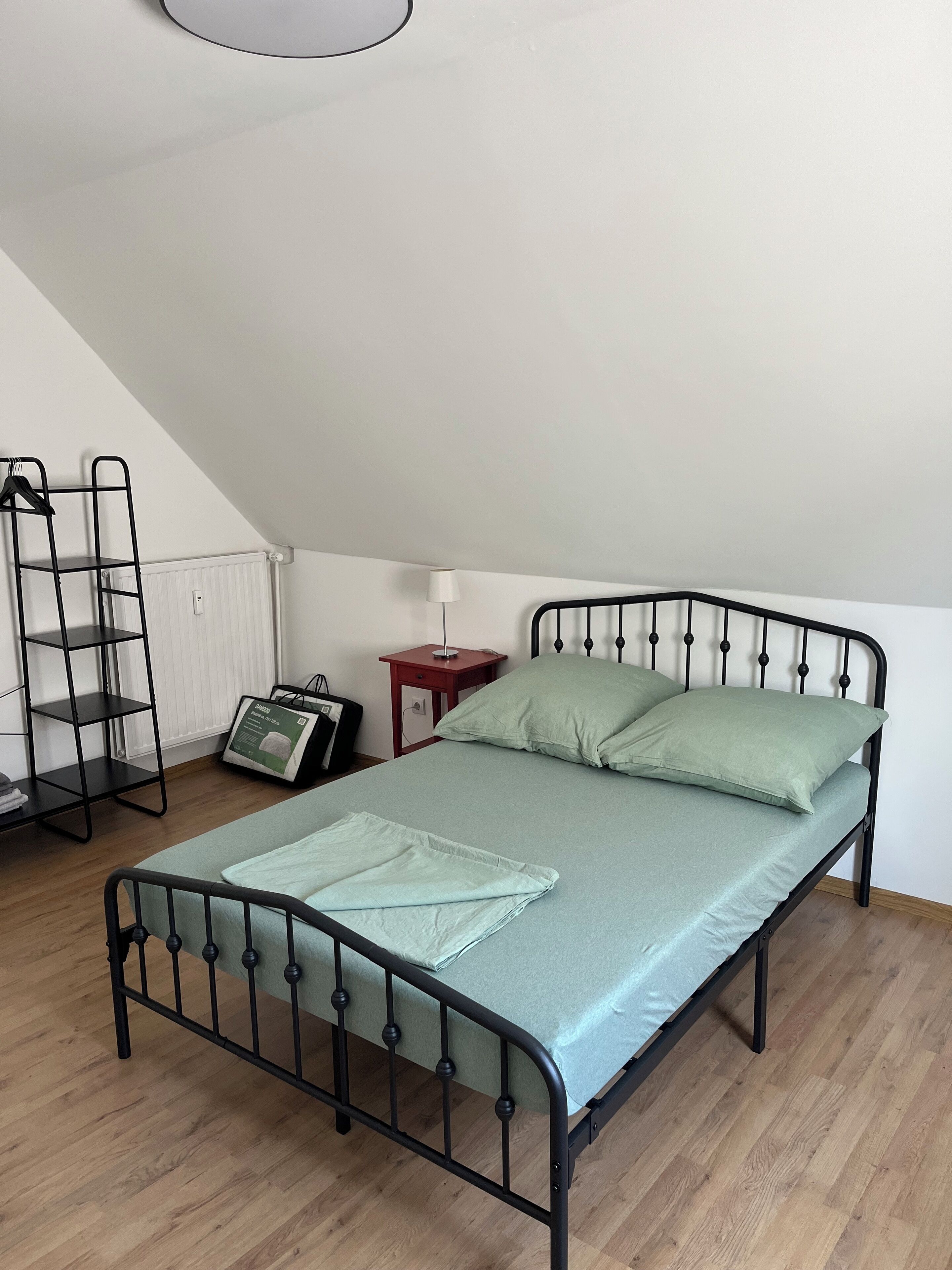 1 chambre, bureau, lit parapluie, Wi-Fi gratuit