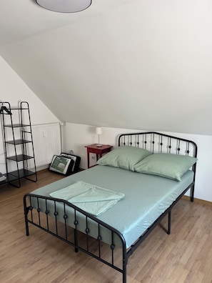 1 chambre, bureau, lit de bébé portatif, accès au Wi-Fi (inclus)