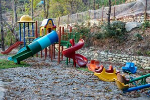 Zona de juegos infantil al aire libre