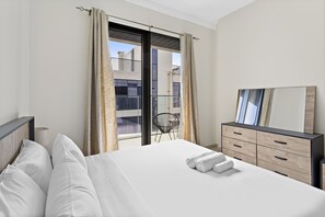 1 quarto, cofres nos quartos, ferros/tábuas de passar roupa, Wi-Fi