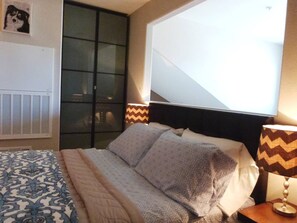 2 slaapkamers, een strijkplank/strijkijzer, wifi, beddengoed