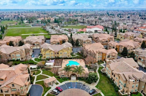 LeDawn-Next To Airport Downtown Arena Pool SpaGym