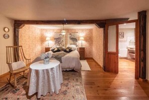 5 bedrooms