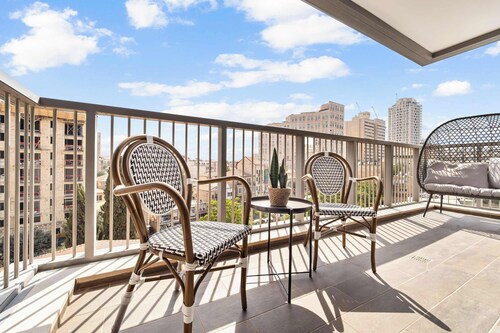 Luxurious 3th-Floor 2BDR  in Savyon View Tower by Isrentals