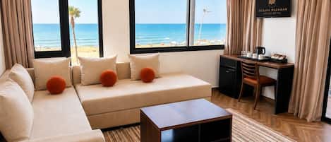 Suite Deluxe | 1 chambre, coffre-fort, bureau, rideaux d’obscurcissement