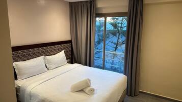 1 chambre, coffres-forts dans les chambres, bureau, rideaux occultants