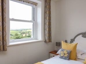 2 bedrooms, individually decorated, individually furnished, free WiFi - Poppy Cottage (Totnes)