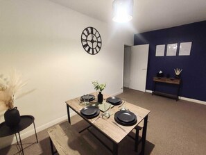 تناول الطعام