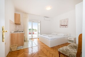 Studio, Mehrere Schlafzimmer, Balkon, Gartenblick | 1 Schlafzimmer