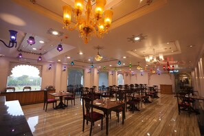 Restaurant - The Biletha Bagh (Udaipur)
