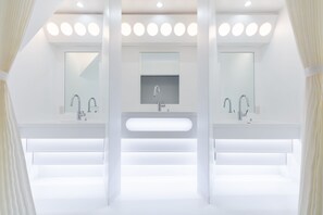 Bathroom - Ryokan Hiyoshi (Chichibu)