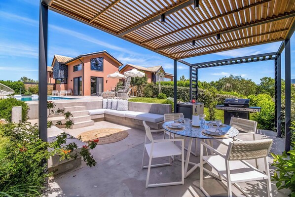 Villa (2 Bedrooms) | Udendørsområde