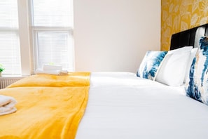 4 bedrooms, WiFi, bed sheets - Free Parking - Spacious - Contractor - Leisure (Birmingham)