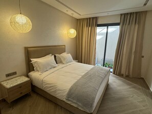 5 Schlafzimmer, Bügeleisen/Bügelbrett, WLAN, Bettwäsche