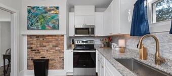 This beautifully decorated and well appointed 2 bed 1 bath home centrally located in Augusta