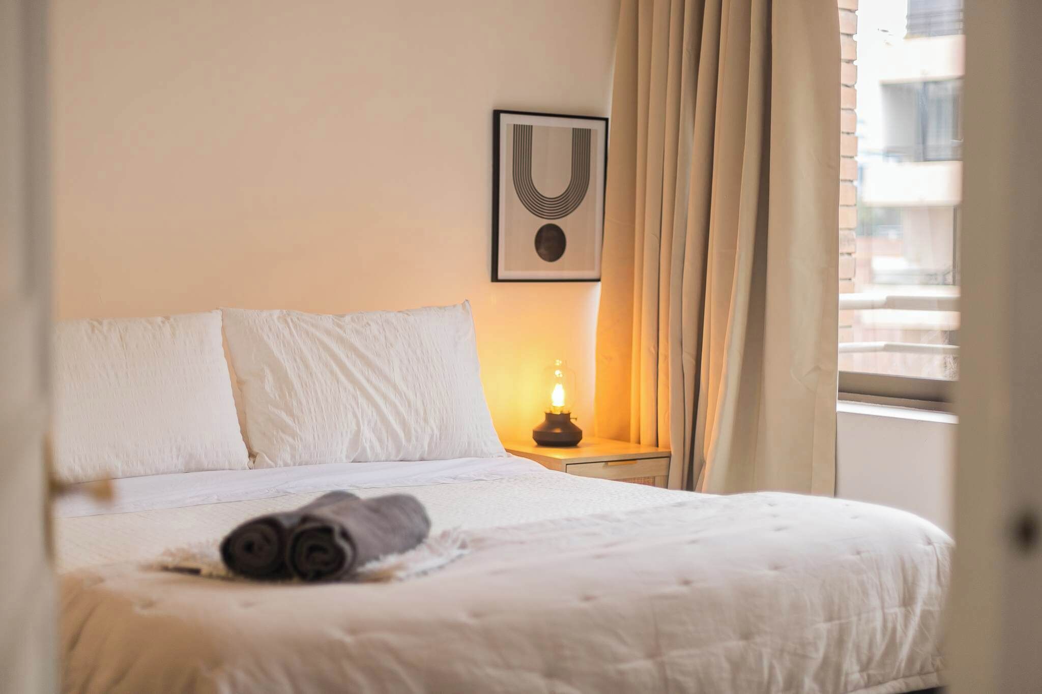 2 chambres, fer et planche à repasser, Wi-Fi, draps fournis