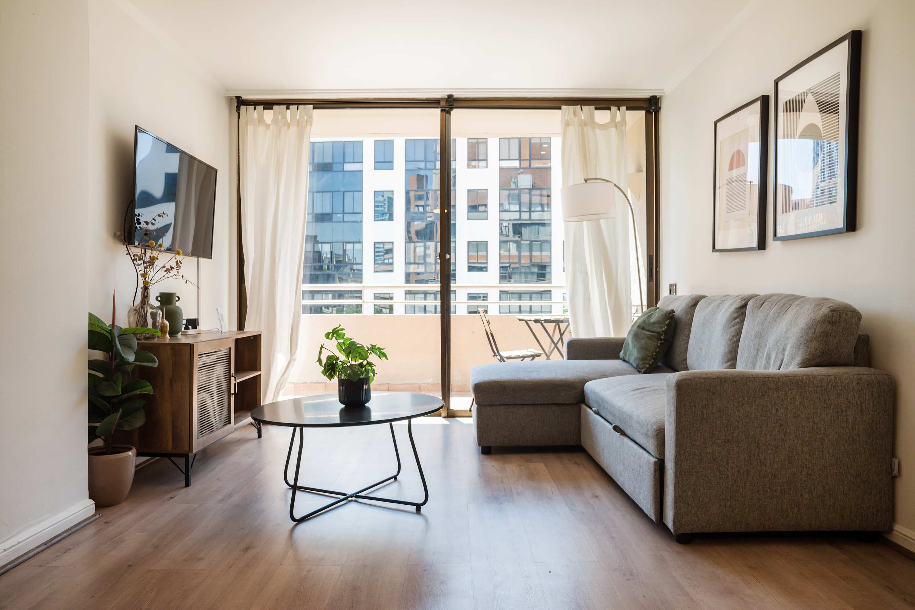 Télévision, espaces bureaux