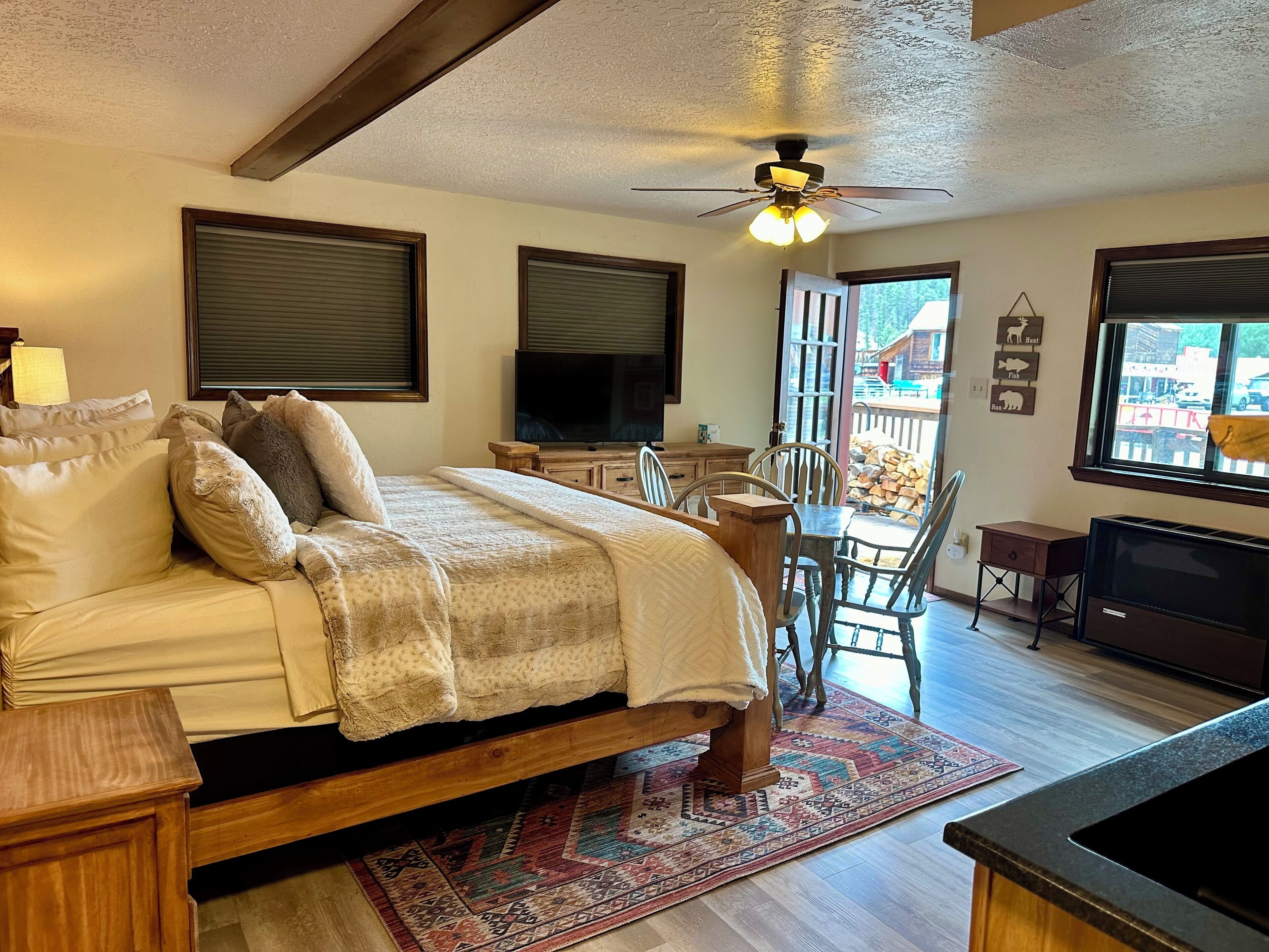 1 多间卧室、免费 WiFi、床单