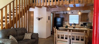 Riverbend #7- Full Property on the River