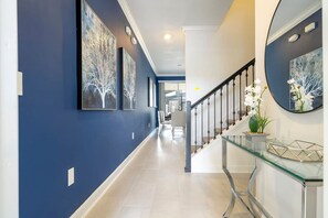 Lägenhet | 4 sovrum, skrivbord, strykjärn/strykbräda och internet