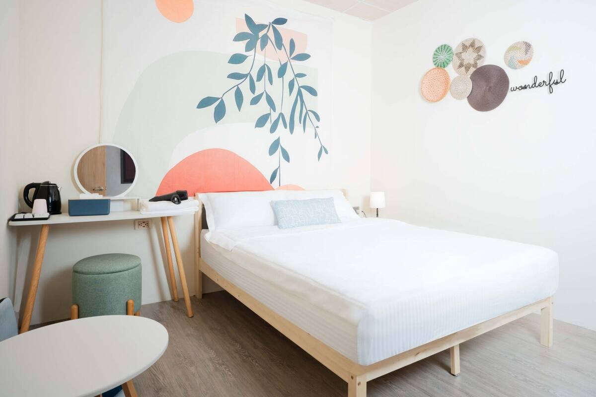 Comfort Double Room | WiFi (free), bed sheets