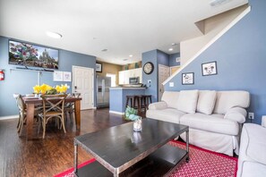 Hus | 4 soverom og internett