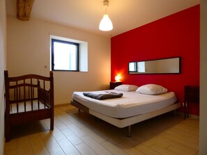 8 Schlafzimmer, kostenloses WLAN, Bettwäsche