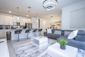 Apartment | 4 bedrooms, Internet - Stunning 4 Bd w Pool Storey Lake Resort 2613 (Kissimmee)