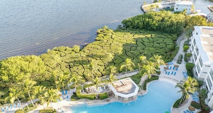 4BR/4BA Mariner's Club Townhouse 607 with Oasis Pool, Marina, Game Room & More