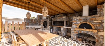 Hidden Gem, 2Br Family Villa, with Sea View | Naxos Mikri Vigla Beach