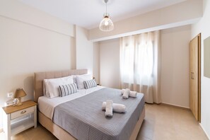 1 quarto, Wi-Fi de cortesia, roupa de cama