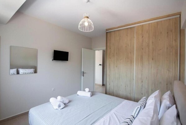 1 quarto, Wi-Fi de cortesia, roupa de cama