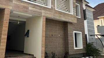 Apartment | Exterior