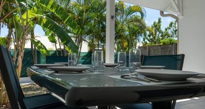 LA VILLA NOÉMIE · LA VILLA NOÉMIE - PARKING - CLOSE TO THE BEACHES