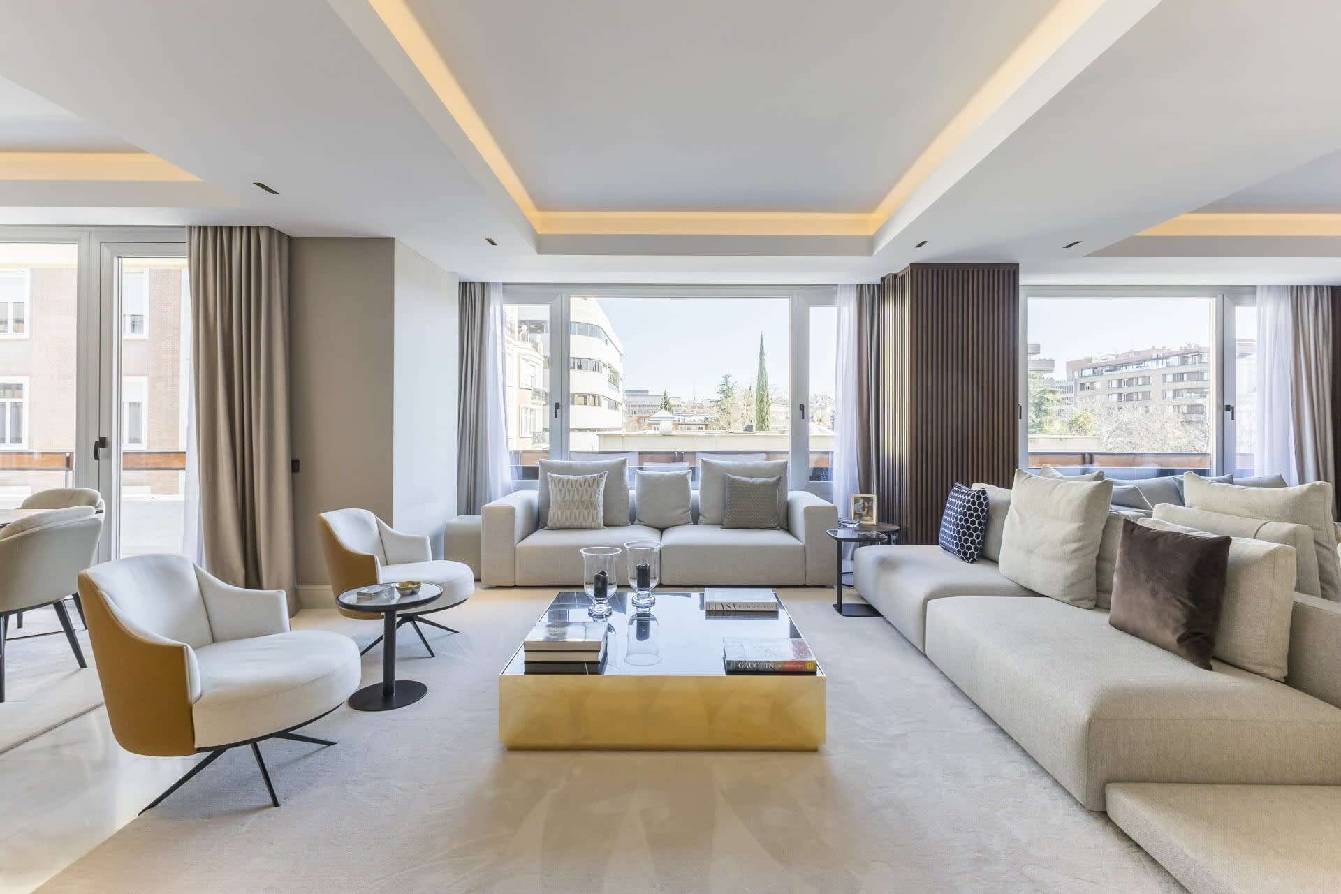 تلفزيون، مكتب