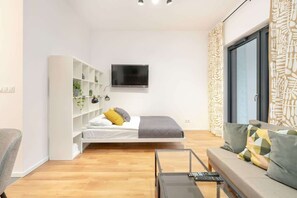 Strykjärn/strykbräda, wi-fi och sängkläder