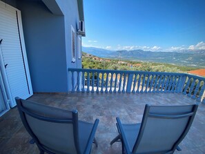 บ้านพัก | บริเวณที่พัก