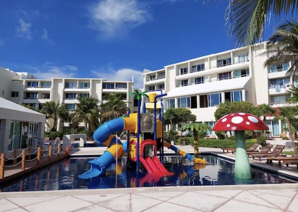 Condo, 1 Bedroom, Smoking, Balcony | Exterior