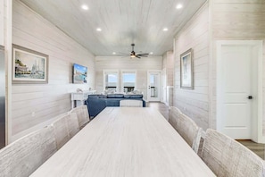 Interior - 151 Seven Palms, Ahoy Matey (Fulton)