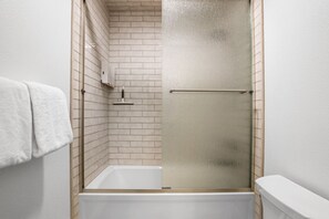Condo, 2 Bedrooms | Bathroom | Towels - Luxury at Altitude â Base Camp 2 Bedroom 2 Condo by RedAwning (Kirkwood)