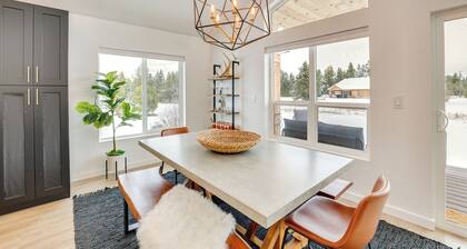 Family-friendly Donnelly Home w/ Private Hot Tub!