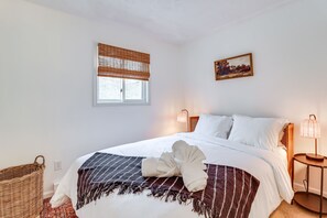 獨棟房屋 (3 Bedrooms) | 3 間臥室、床單