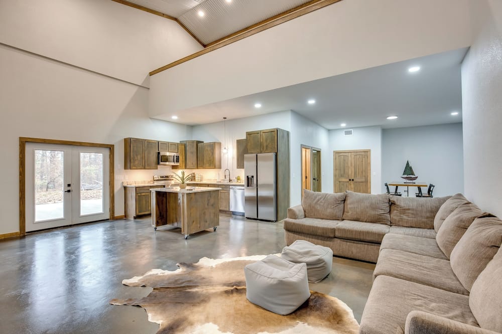 Serene Yantis Getaway - 1 Mi to Lake Fork! - Como, TX