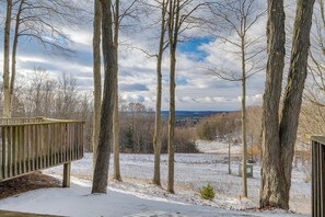 Apartment (2 Bedrooms) | Interior - Bellaire Vacation Rental - Ski Shuttle Access! (Bellaire)