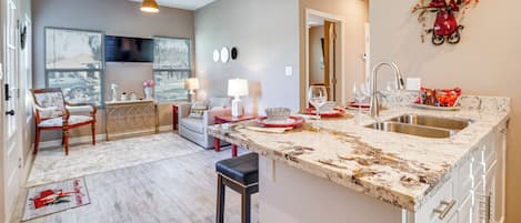 Apartment (2 Bedrooms) | Front of property