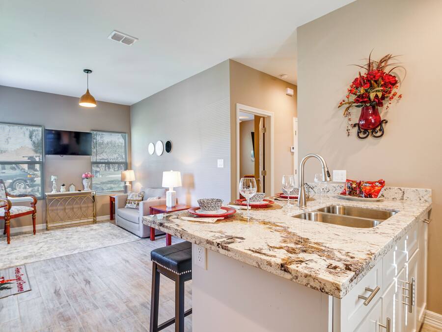 Apartment (2 Bedrooms) | Front of property
