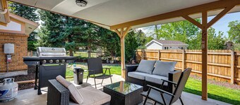 4 Mi to Olde Town Arvada! Dog-friendly Home, Yard