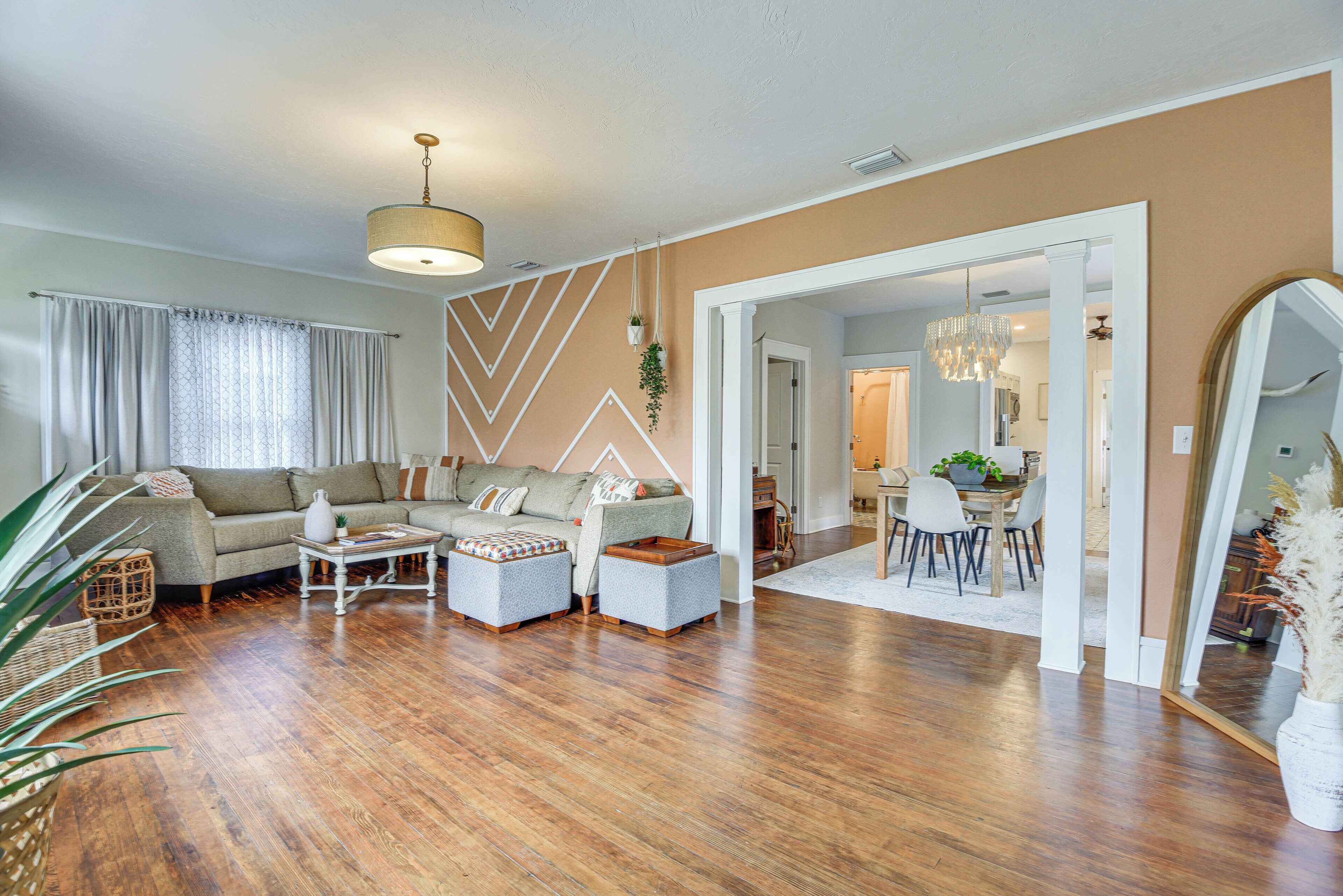 House (4 Bedrooms) | Interior